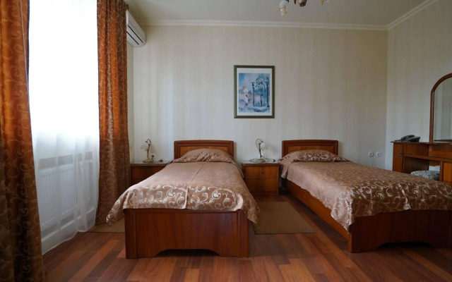 Mercury Hotel