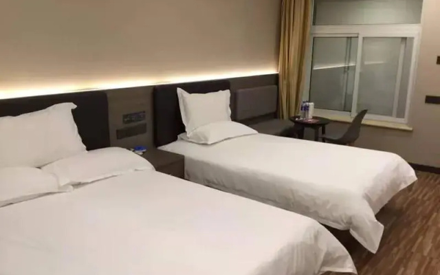Hi Inn (Beijing Happy Valley Shibalidian)