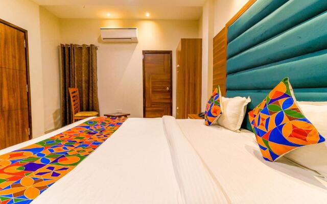 Fabexpress Golden Velvet