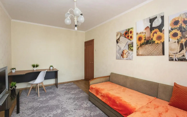 Moment House на улице Новомарьинская 19