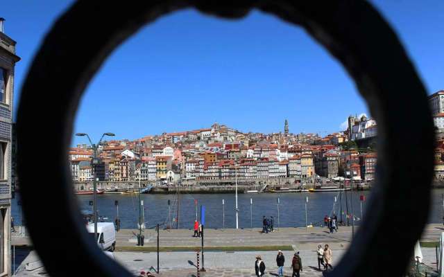 Porto By the River 1 - Gaia