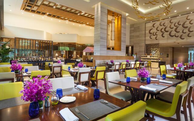 Junluxe Hotel Guangzhou Science City-Free Shuttle Bus Service to Guangzhou Canton Fair