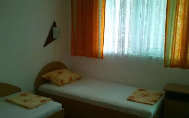 Minchevi Guest House