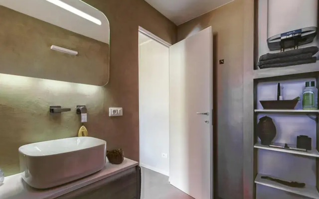 Delightful Apartment in Saint Tropez With Swimming Pool