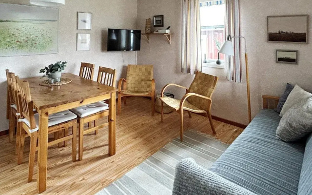 Cosy Cottage With Garden-by Traum