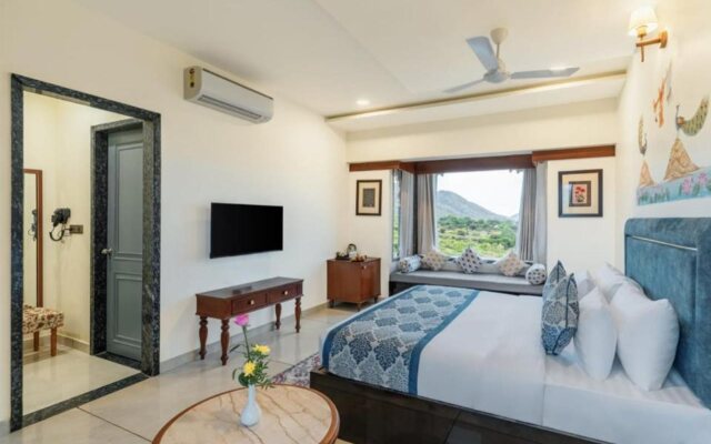 Traavista Aravali Mahal