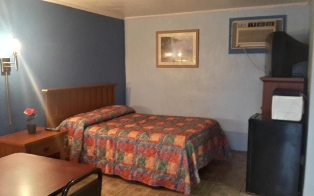 Holiday Terrace Motel