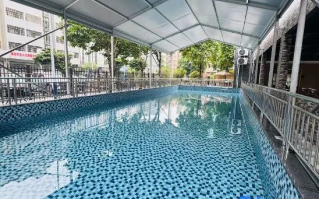 Elong Anyue Hotel (Shunying Times Square Qingcheng Station) — 4-star hotel in Qingyuan
