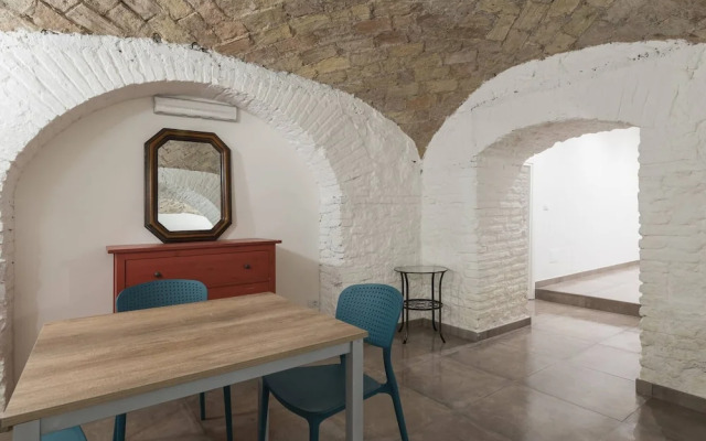 Vatican Suite 2 Levels Completely Renovated