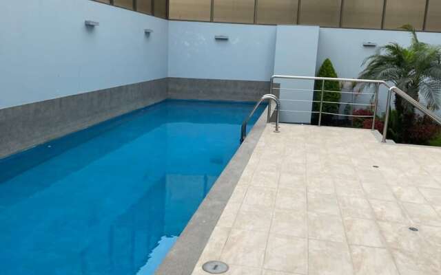 w Beautiful 1BR With Balcony in Miraflores