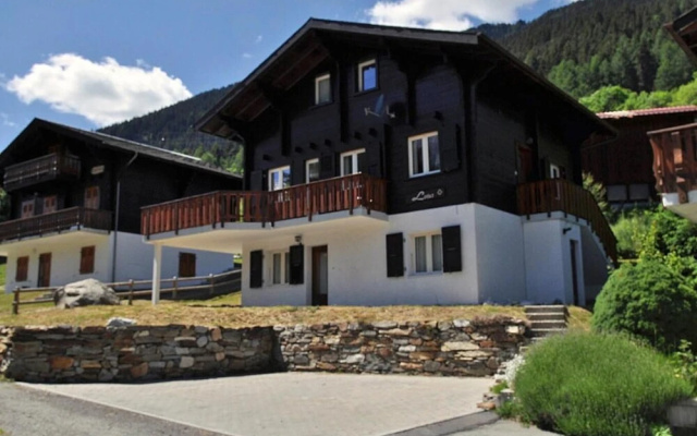 Lotus UG — 3-star hotel in Fiesch