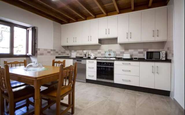 106631 House In Carnota