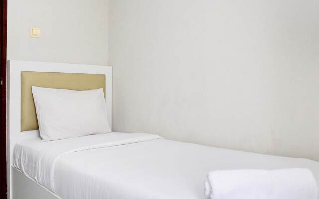 Comfortable and Cozy Living 2BR at Lagoon Apartment