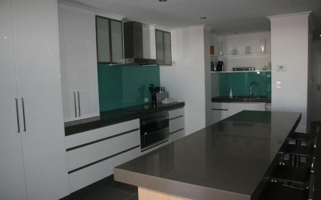 Kings Row Apartments