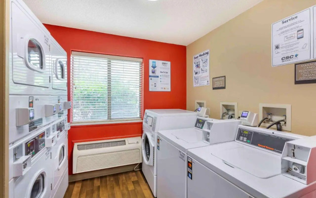 Studio Plus Akron - Copley