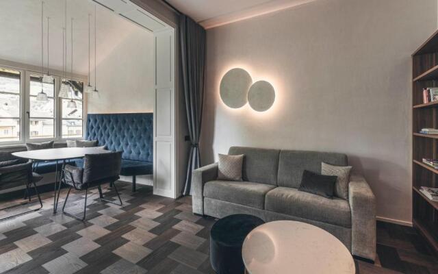 Apartment 901