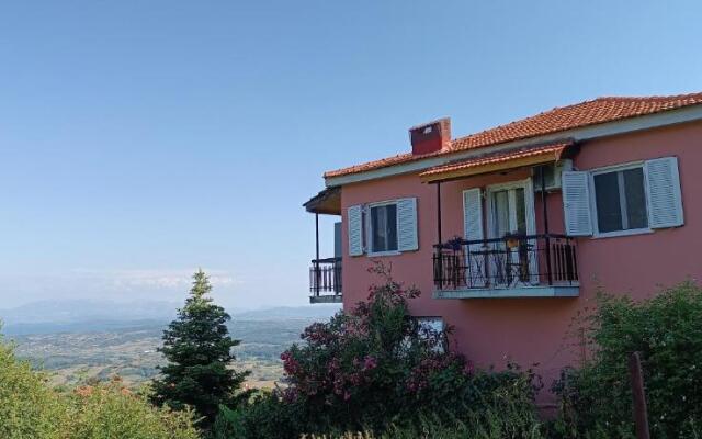 House in Zaloggo