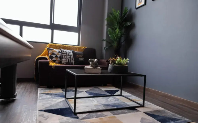 Royal Living Poblado