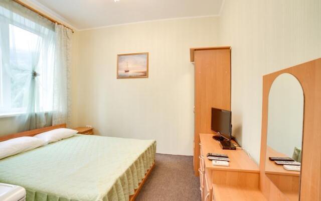 Green Hill Guest House