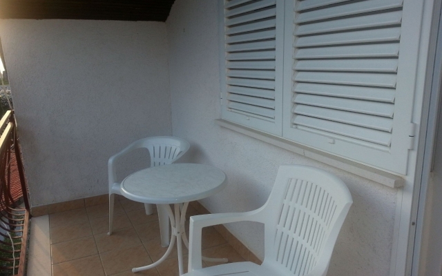 Apartment Vido - 150 m from beach: A2 Trpanj, Peljesac peninsula