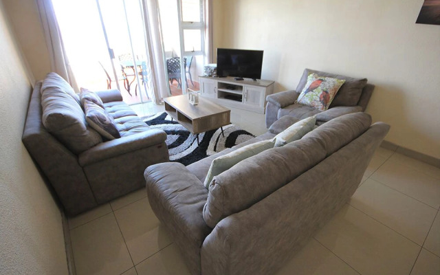 Isikhulu.53-55 North beach ,Umdloti. KwaZulu-Natal