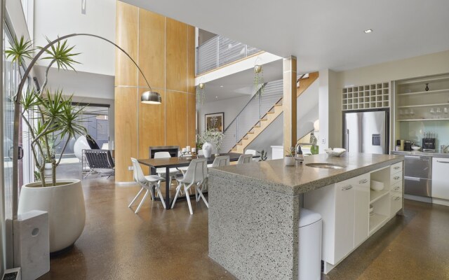 Central Executive Parnell Designer Home