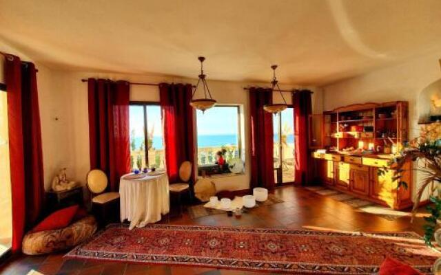 Ashram Villa Sunshine