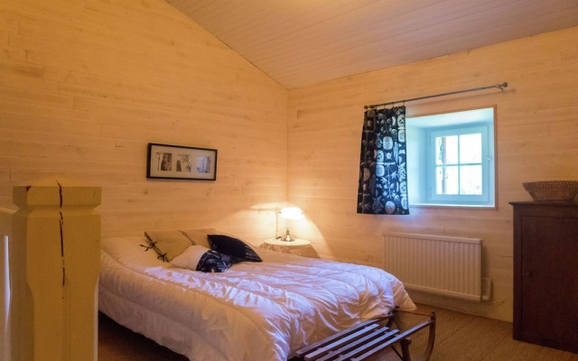 Cozy Holiday Home in Saint-privat-d'allier Near River