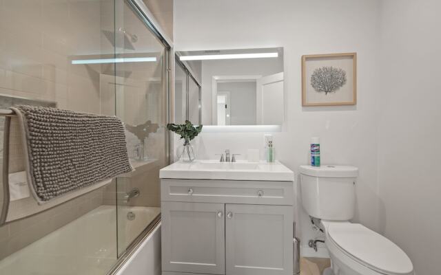 Completely Renovated Oasis on the Hill