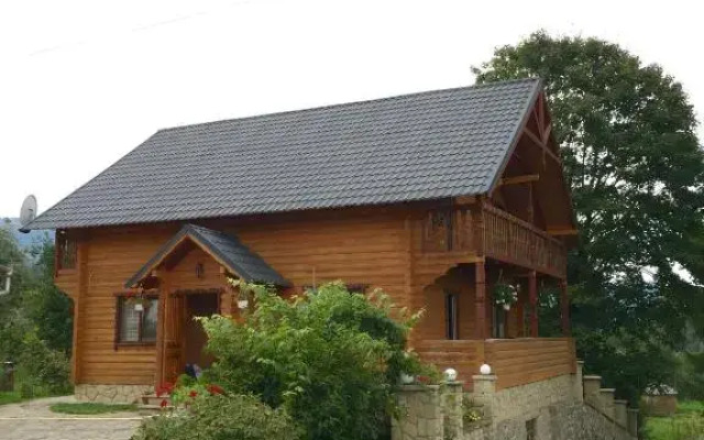 Villa PidStromom