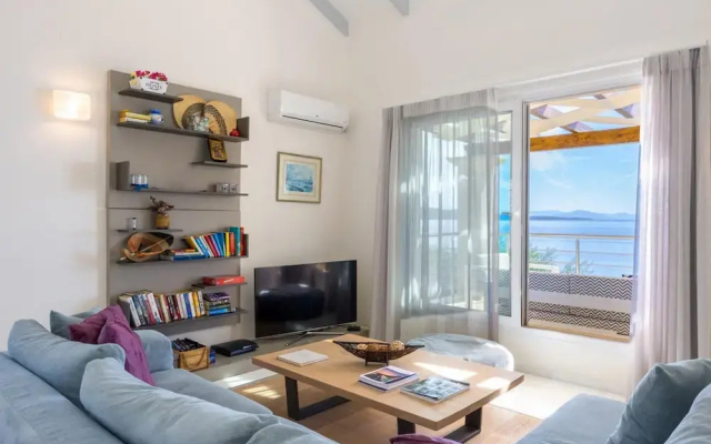 Villa Penelope With 4 Bedrooms and 3 Bathrooms