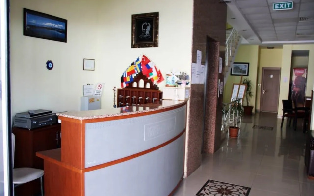 Isik Otel