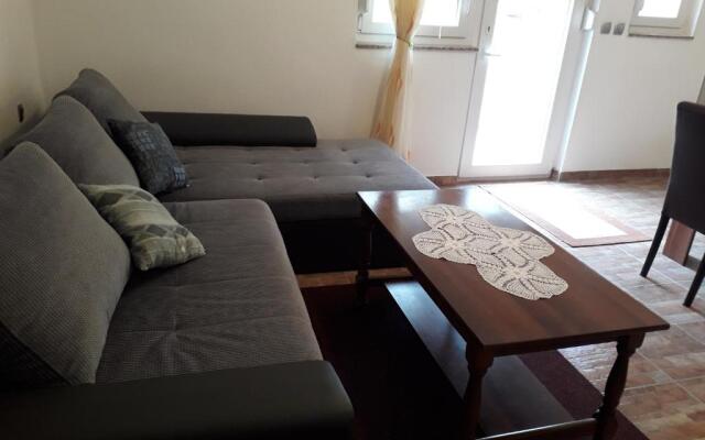 Apartment Mrsinj
