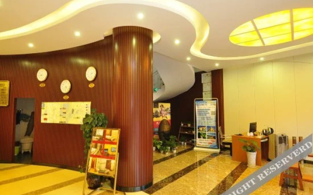 Sunday Holiday Hotel
