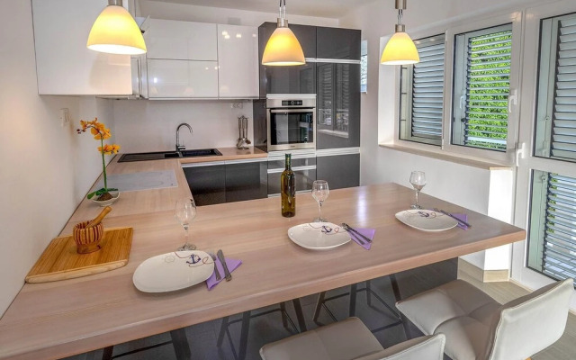 Apartments Snjezana