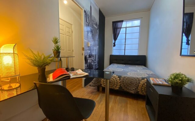 Roomies Hostel Condesa