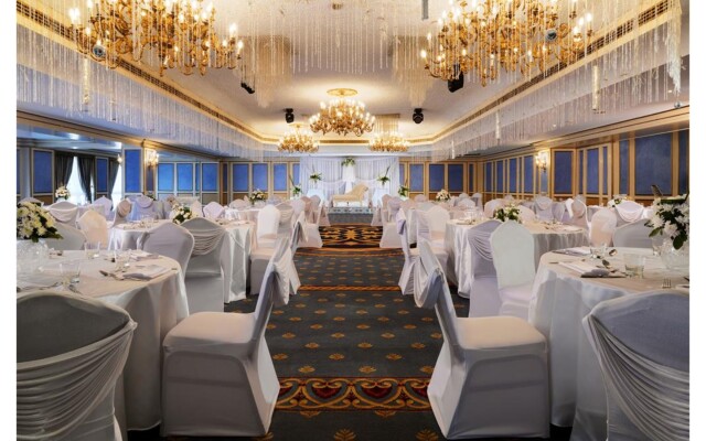 Le Meridien Pyramids Hotel & Spa