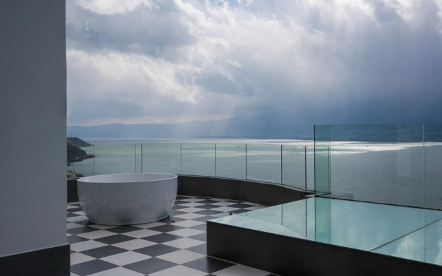 Dali JiuXiao Star with Seaview hotel