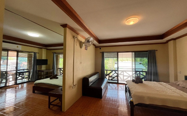 Koh Chang Hut Hotel