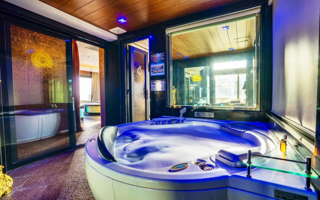 ABC Hotel