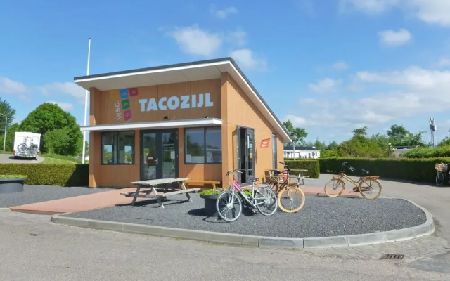 Cozy House With a Private Jetty Located in Lemmer