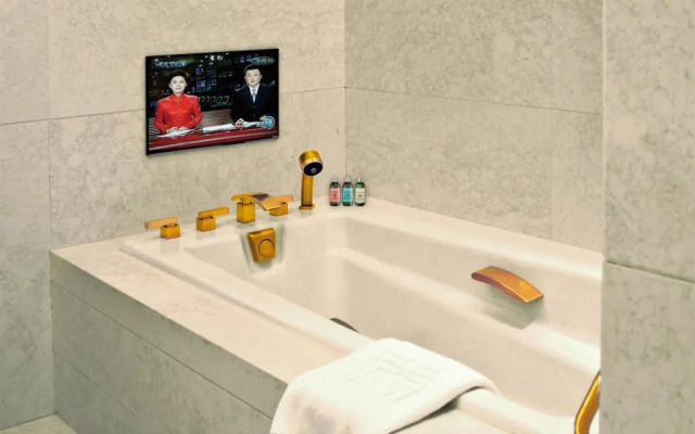 Imperial Palace Hotel