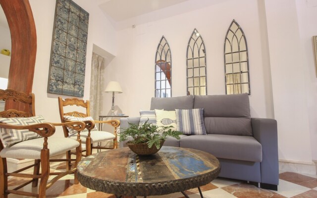 Deluxe apart. Pza de la encarnacion Q5