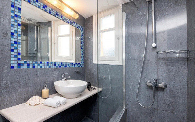 Platanos Cycladic House
