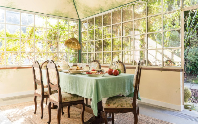 Relais La Foleia - Luxury Villa with private lake