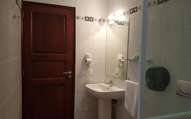 RDG Hotel