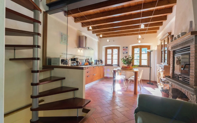 Mansion in Pescaglia Near Tuscan Coast