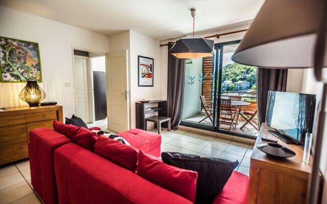 Appartement Kaza Logos