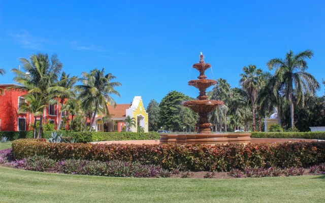 Casa Ave, Luxury & Resort Living