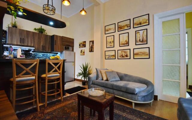 The Place 3 charming downtown apartment